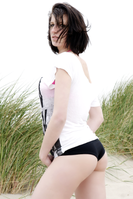 Walk on the sand 2, par Xavier E. G. Dierick